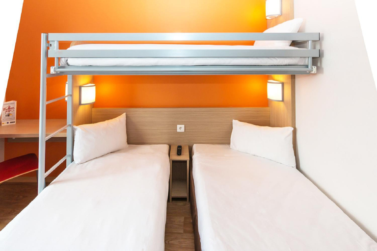 Bedroom 12