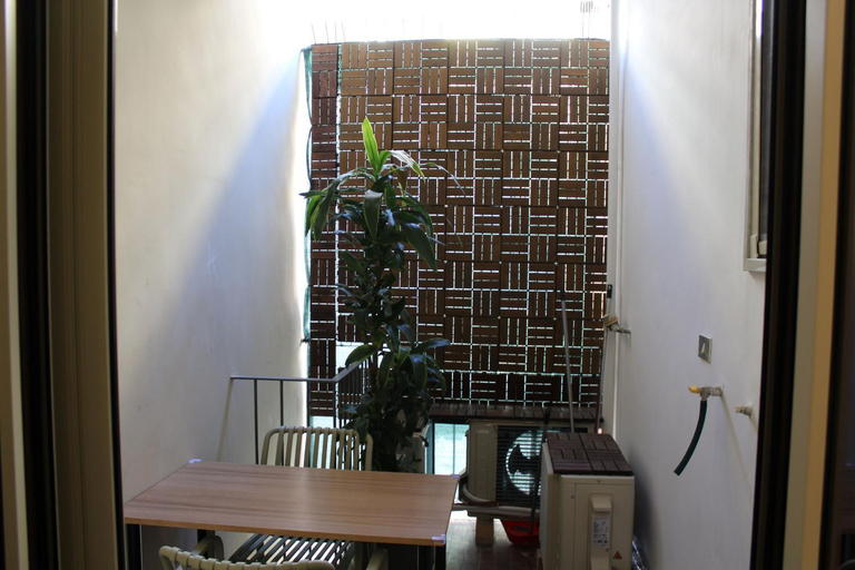 Others 2, Bari Center Rooms, Bari