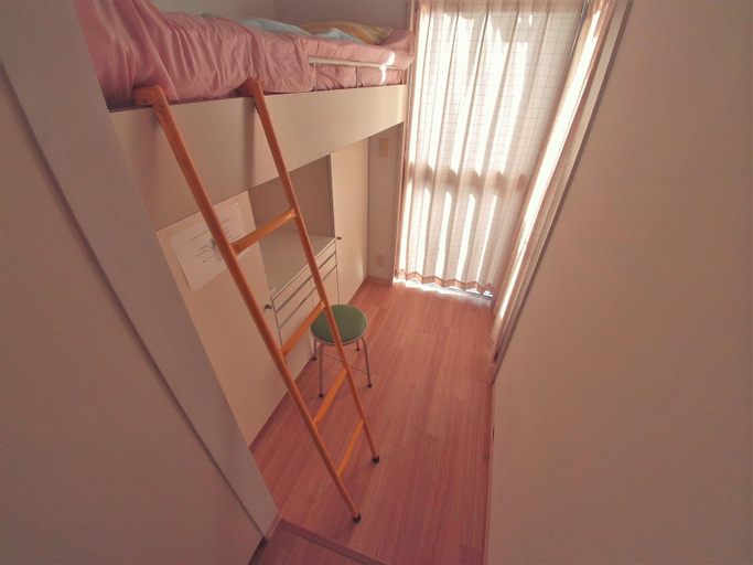 Bedroom 10