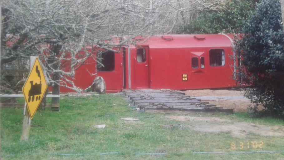 Others 2, Tiny House Train-Eco stay, Upper Hutt