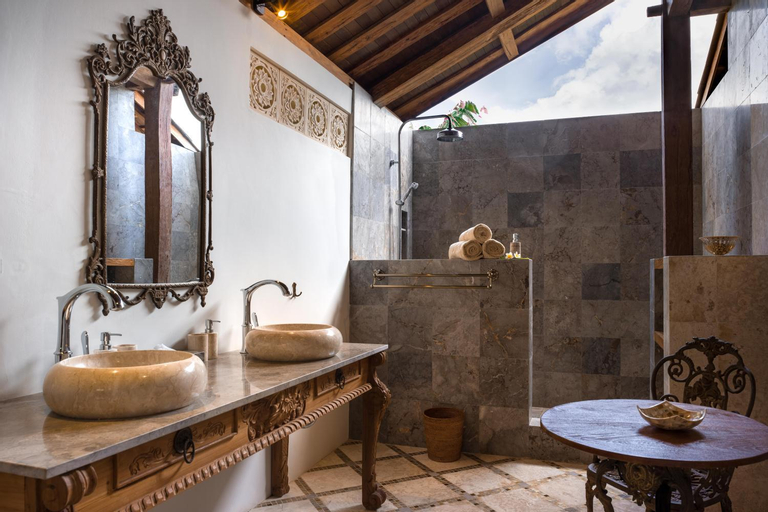 Bathroom 4