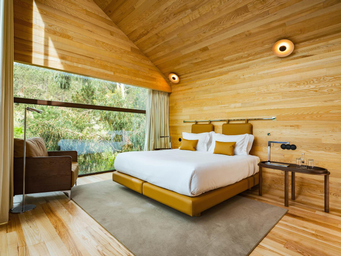 Bedroom 14