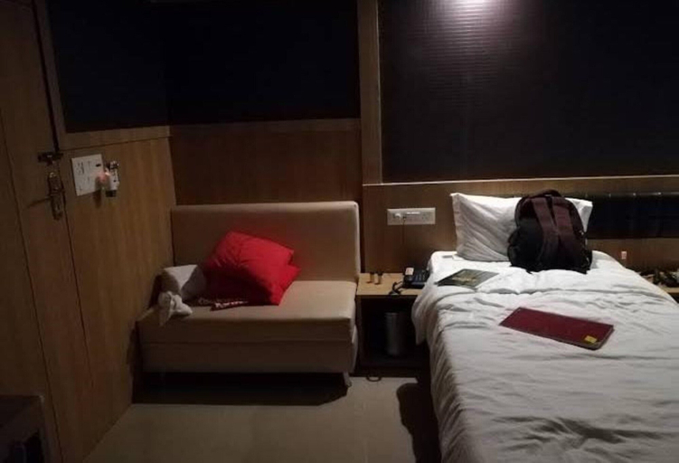 Bedroom 5, Goroomgo SPECTRUM THE HOTEL Guhawati, Kamrup Metropolitan