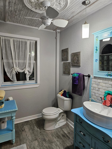 Bathroom 3, Si Como No Inm, Flagler