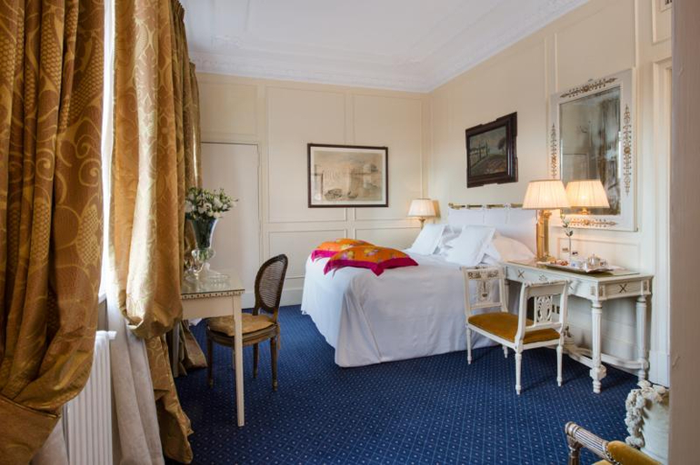 Bedroom 12