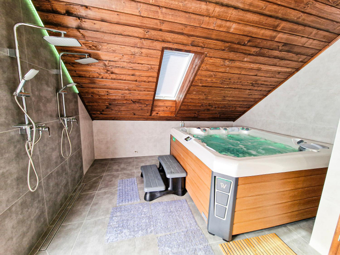 Others 2, GraVelo - Apartament Jacuzzi, Nowy Sącz