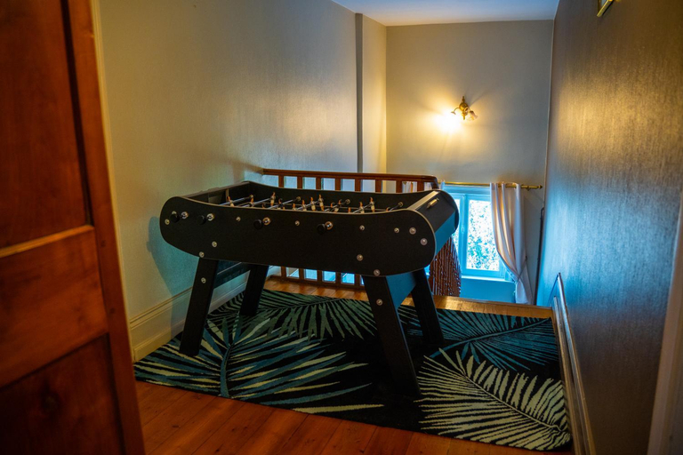 Others 5, Chambre au Chateau de St-Pierre-Brouck, Nord