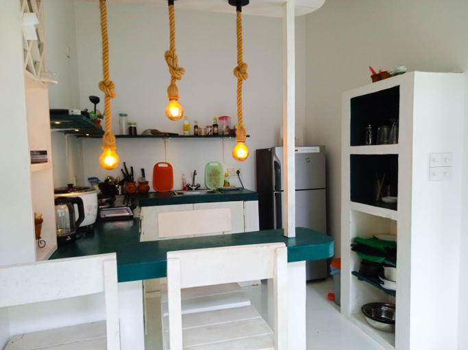 Others 4, Cozzy White Villa, Habaraduwa