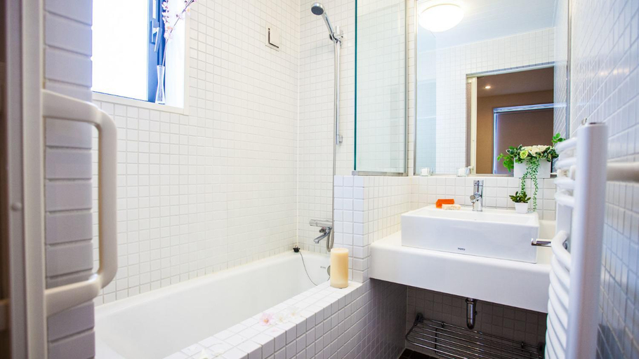 Bathroom 3, Powder Haven Apartments, Kutchan