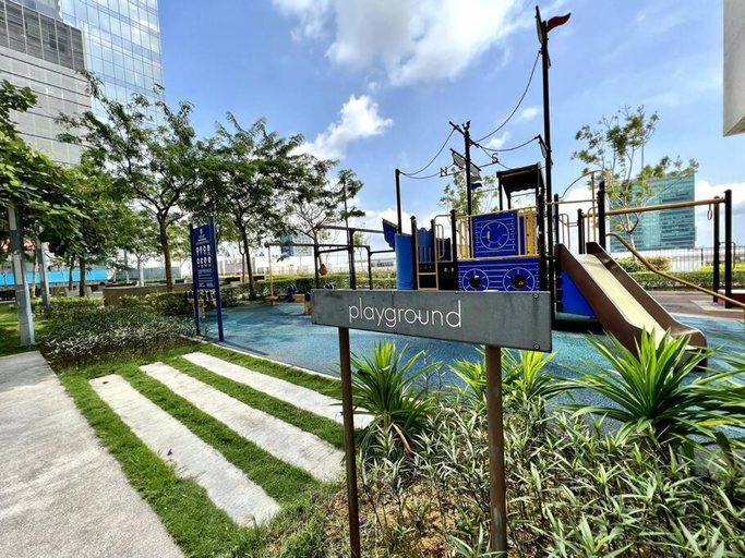 Others 4, Cozy Couple Stay Trefoil Setia Alam, Shah Alam