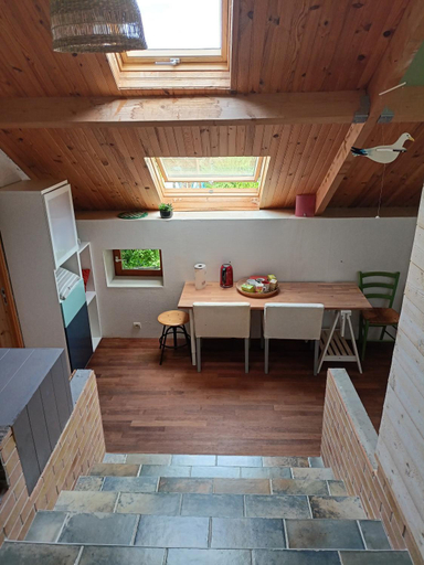 Others 5, Chambre triple, Sarthe