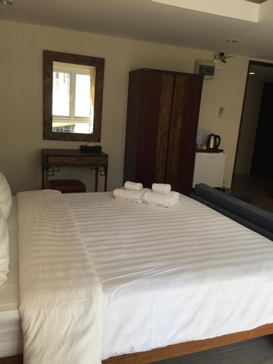 Bedroom 13