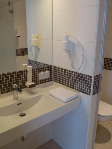 Bathroom 2, Mostlandhof, Scheibbs