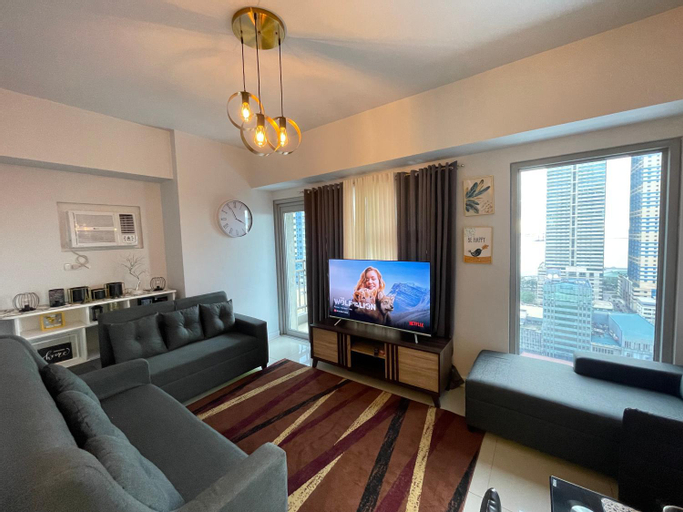 Others 5, 8 Adriatico - 1 Bedroom with 1 Parking Space near SLMEC, PGH and US Embassy, Manila City