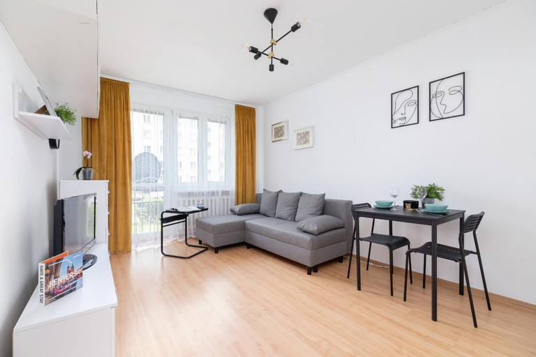 Others 2, Comfy & Bright Studio Wielicka in Krakow by Noclegi Renters, Kraków City