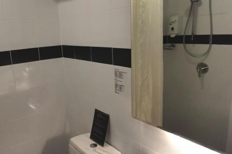 Bathroom 24