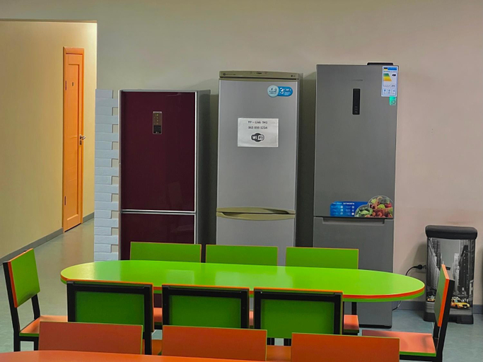 Others 5, Demeevsky Hostel, Holosiïvs'kyi
