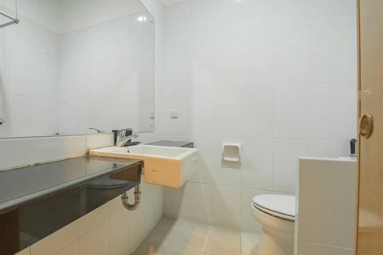 Bathroom 5