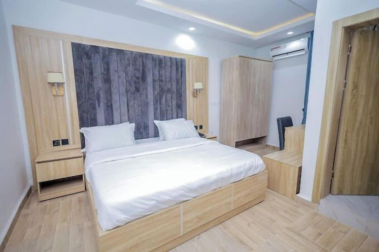 Bedroom 3, Grand Pallazo Hotel and Suites, Ajeromi/Ifelodun