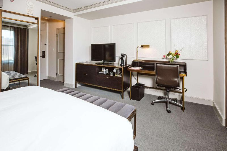 Bedroom 12