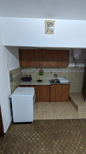 Others 2, Private guest-house Gutic