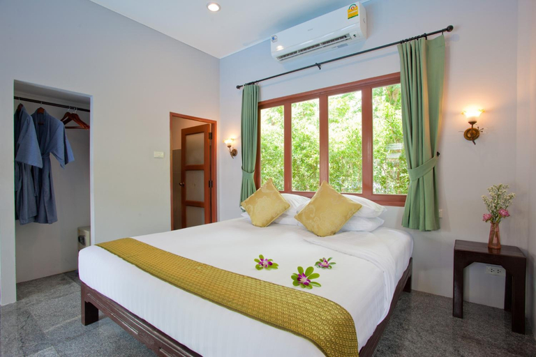 Bedroom 9