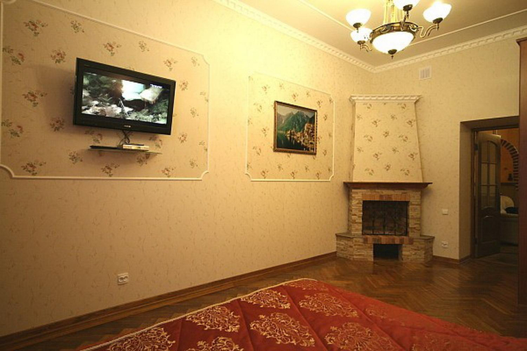 Others 4, Park and Opera Apartments, L'vivs'ka
