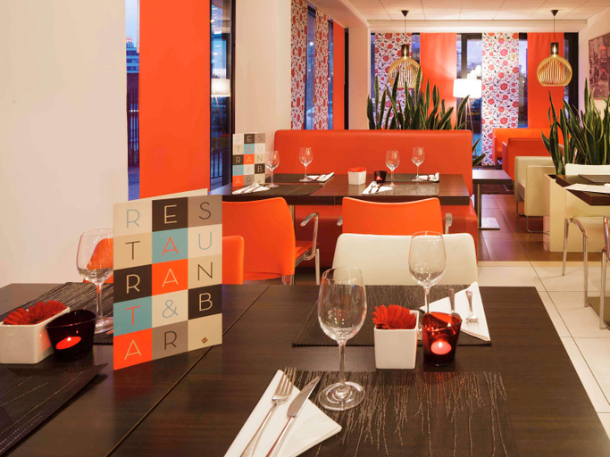 Food & Drinks 5, ibis London Docklands Canary Wharf, London