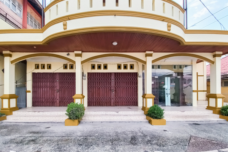 Exterior & Views 2, RedDoorz Syariah @ UIN Suska GuestHouse, Pekanbaru