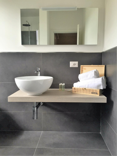 Bedroom 3, Locanda Rabaya', Cuneo
