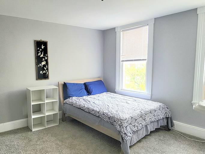 Budget Bed Room near Downtown, Baltimore