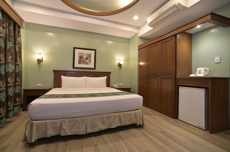 Bedroom 3, Paragon Hotel and Suites, Baguio City
