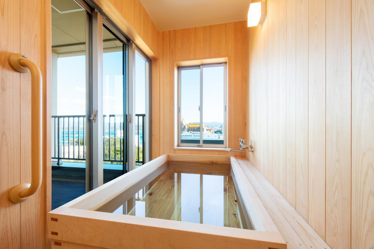 Bedroom 2, 南紀白浜　和みの湯　花鳥風月, Shirahama