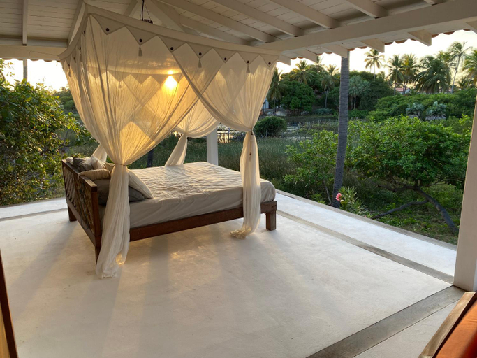 Others 3, Villa Gaia, Barreirinhas