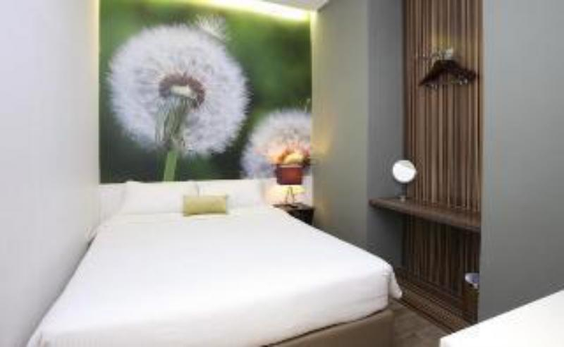 Bedroom 13