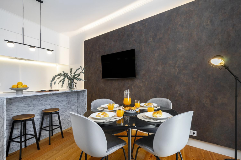 Others 5, WHome Exclusive City Hideaway perfect for Digital Nomads & Remote Workers, Lisbon