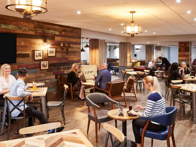 Food & Drinks 5, Novotel Wolverhampton, Wolverhampton