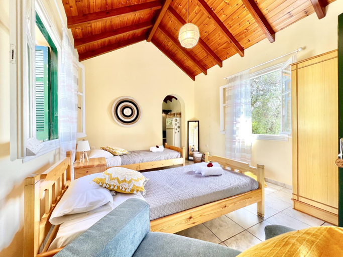 Others 4, Renas Studio near Roda by DadoVillas, Ionian Islands
