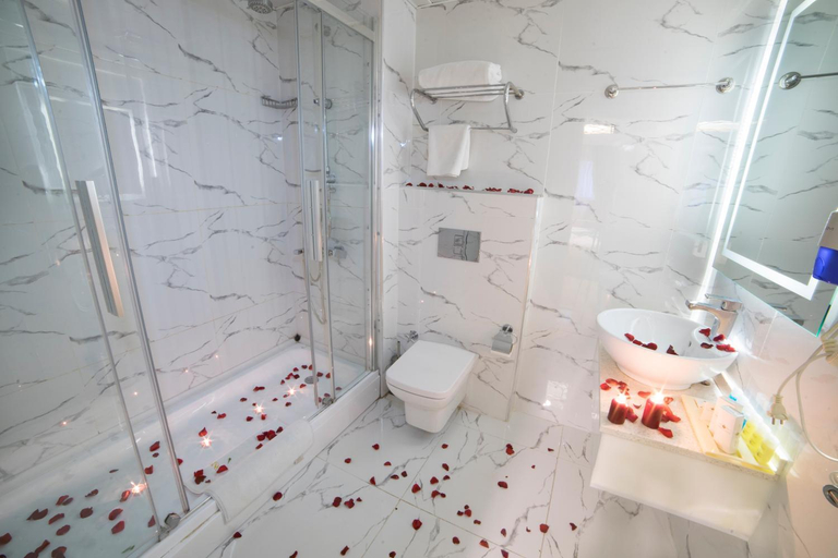 Bathroom 4, parmadahoteloldcity, Fatih