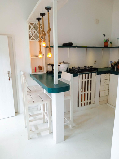 Others 3, Cozzy White Villa, Habaraduwa