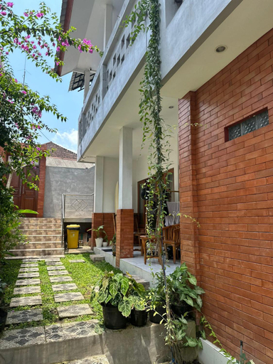Others 3, The East Land Rooms, Badung