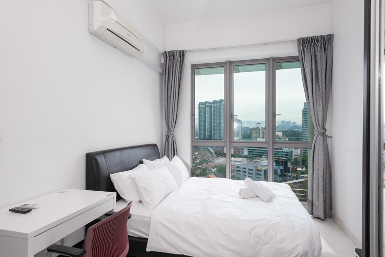 Others 4, Tropics Condo, Petaling Jaya
