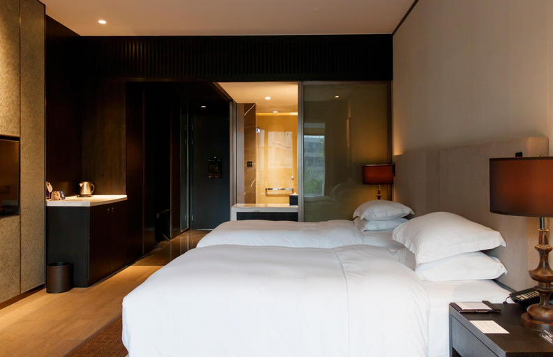 Bedroom 14