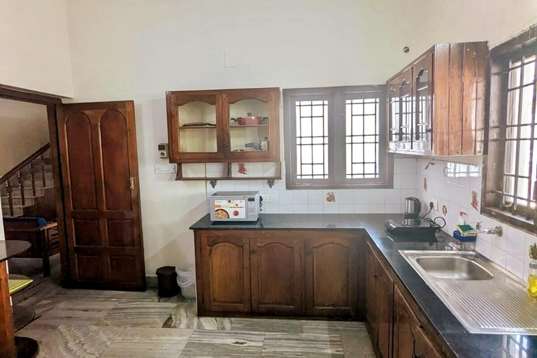 Others 4, Mylankal House, Kottayam
