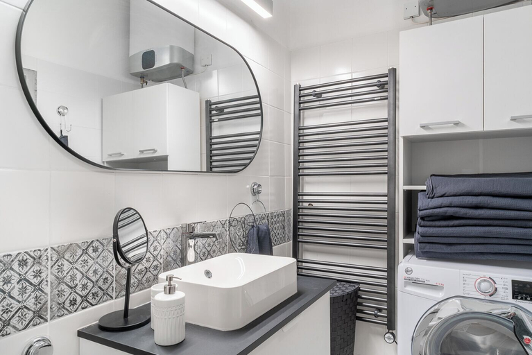 Bathroom 3, Apartment del Bello, Koper