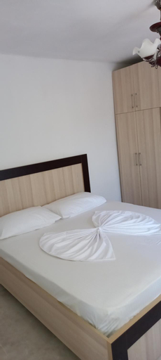 ROLEO Guest House, Pogradecit