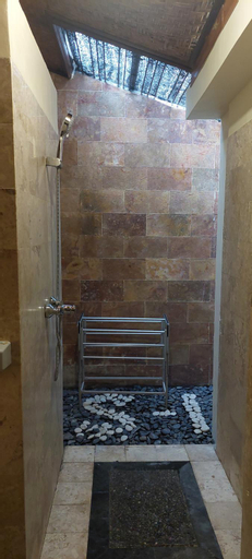 Bathroom 8