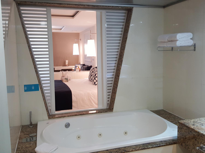 Bathroom 5, Grand Sirenis Riviera Maya Resort & Spa, Cozumel