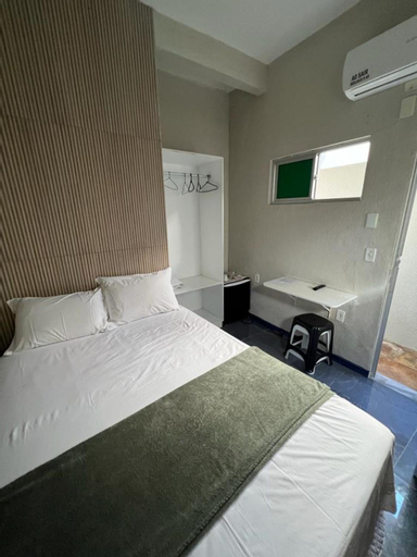 Bedroom 13