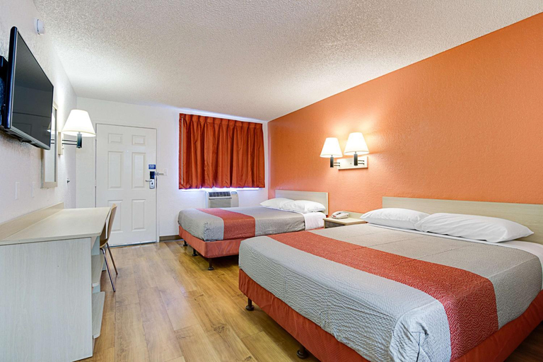 Bedroom 3, Motel 6 Tempe, AZ - Scottsdale South, Maricopa